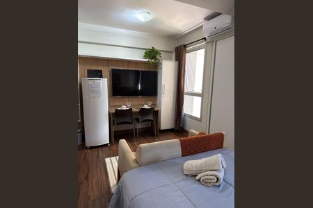 Apartamento para alugar com 29m², 1 quarto e 1 vagaSala / Quarto