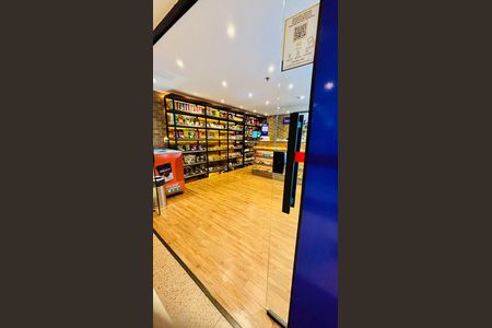 Apartamento para alugar com 29m², 1 quarto e 1 vagaMinimercado