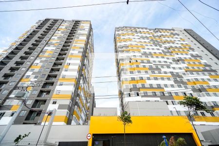 Apartamento para alugar com 34m², 2 quartos e sem vaga Apartamento para alugar com 34m², 2 quartos e sem vagaFachada