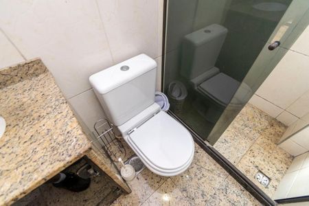 Apartamento para alugar com 69m², 2 quartos e sem vagaBanheiro da Suíte