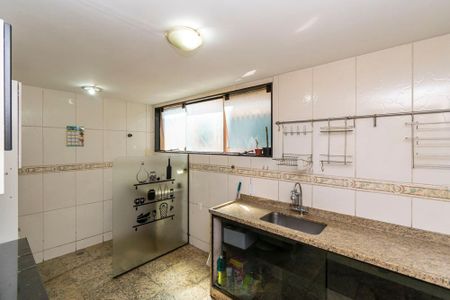 Apartamento para alugar com 69m², 2 quartos e sem vagaCozinha