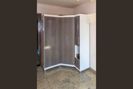 Apartamento para alugar com 69m², 2 quartos e sem vagaQuarto 2 Suíte - Armário