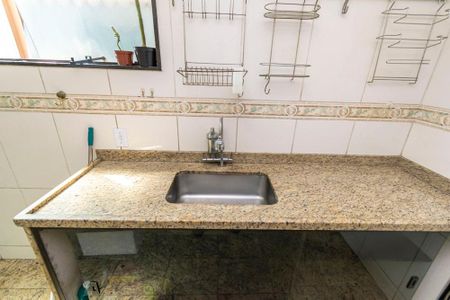 Apartamento para alugar com 69m², 2 quartos e sem vagaCozinha