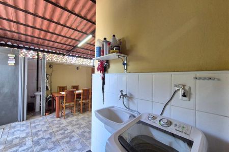 Apartamento à venda com 142m², 3 quartos e sem vagaÁrea de Serviço