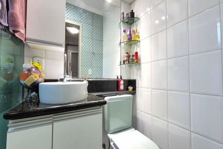 Apartamento à venda com 142m², 3 quartos e sem vagaBanheiro da Suíte