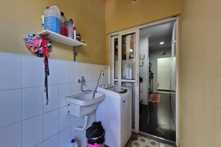 Apartamento à venda com 142m², 3 quartos e sem vagaÁrea de Serviço