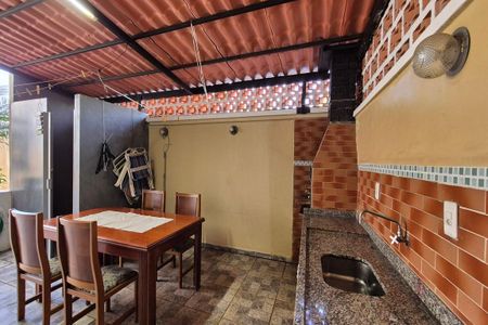 Apartamento à venda com 142m², 3 quartos e sem vagaÁrea comum - Churrasqueira