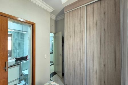 Apartamento à venda com 142m², 3 quartos e sem vagaQuarto 3 - Suíte