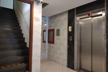 Apartamento para alugar com 72m², 2 quartos e 1 vagaHall entrada 