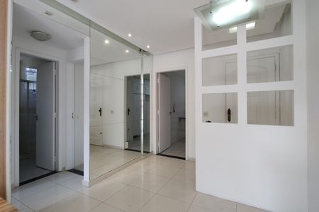 Apartamento para alugar com 72m², 2 quartos e 1 vagaSala