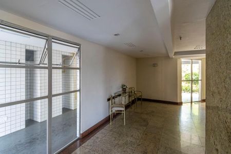 Apartamento para alugar com 55m², 2 quartos e 1 vagaÁrea comum - Hall da entrada do bloco