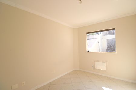 Casa de condomínio à venda com 231m², 4 quartos e 1 vagaQuarto 2