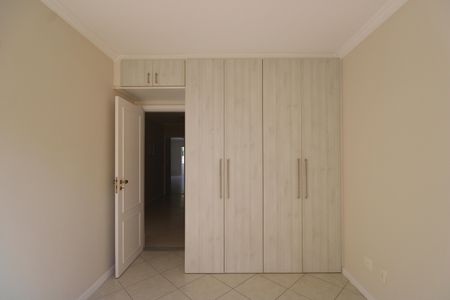 Casa de condomínio à venda com 231m², 4 quartos e 1 vagaQuarto 2