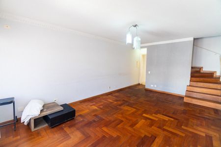 Sala de casa para alugar com 3 quartos, 130m² em Parque Jabaquara, São Paulo