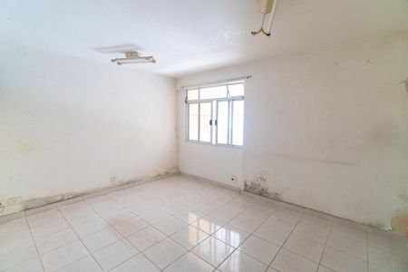 Casa à venda com 130m², 3 quartos e 4 vagasQuarto de Serviço