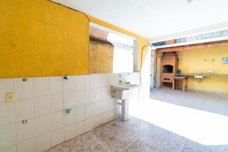 Casa à venda com 130m², 3 quartos e 4 vagasLavanderia