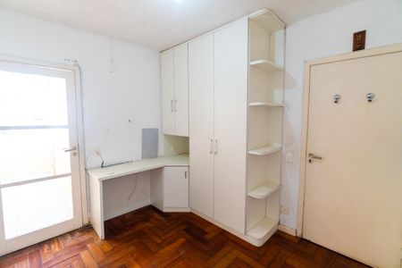 Casa à venda com 130m², 3 quartos e 4 vagasQuarto 2