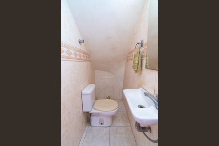 Casa à venda com 130m², 3 quartos e 4 vagasLavabo