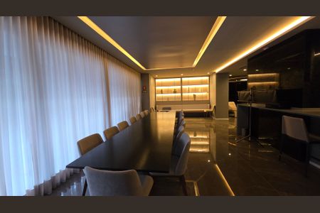 Apartamento à venda com 187m², 3 quartos e 3 vagasÁrea comum - Salão de festas