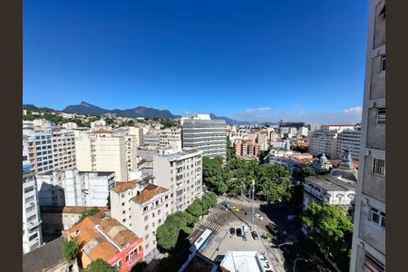 Apartamento à venda com 42m², 1 quarto e 1 vagaVista 