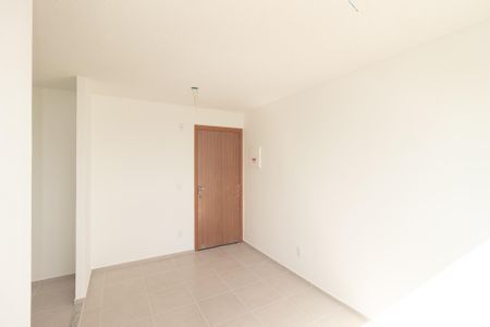 Sala de apartamento para alugar com 2 quartos, 45m² em Santa Cruz, Rio de Janeiro