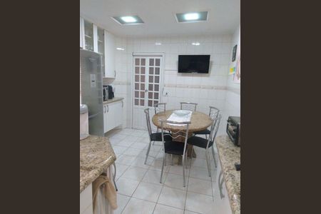 Casa à venda com 3 quartos, 100m² em Vila Santana, São Paulo