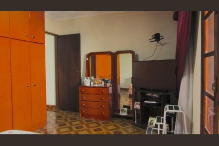 Casa para alugar com 231m², 3 quartos e 2 vagasSuíte