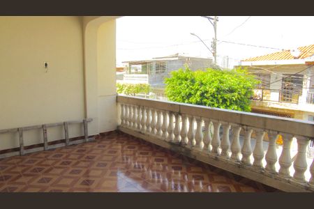 Casa para alugar com 231m², 3 quartos e 2 vagasSuíte - Varanda