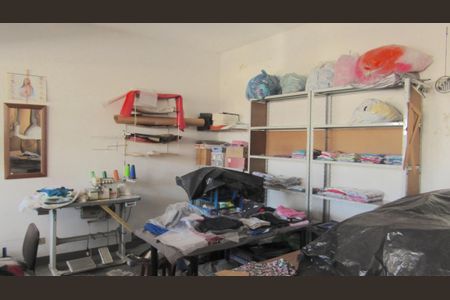 Casa para alugar com 231m², 3 quartos e 2 vagasDepósito