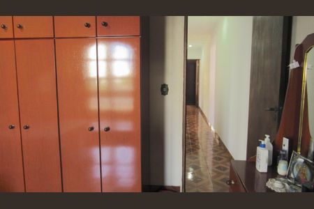 Casa para alugar com 231m², 3 quartos e 2 vagasSuíte