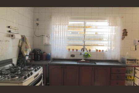 Casa para alugar com 231m², 3 quartos e 2 vagasCozinha