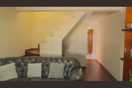 Casa para alugar com 231m², 3 quartos e 2 vagasSala