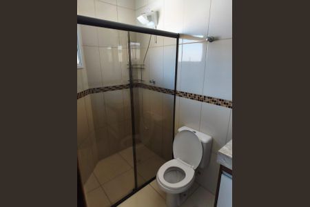 Casa à venda com 158m², 3 quartos e 2 vagasBanheiro 