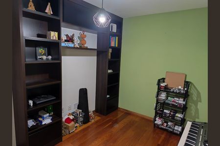 Quarto de casa à venda com 3 quartos, 158m² em Jardim Nossa Senhora do Carmo, São Paulo