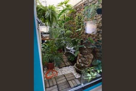 Casa à venda com 158m², 3 quartos e 2 vagasÁrea externa