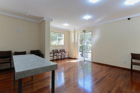 Apartamento para alugar com 65m², 2 quartos e 1 vagaÁrea comum - Salão de festas