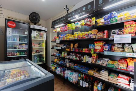 Apartamento para alugar com 65m², 2 quartos e 1 vagaÁrea comum - Mini-mercado