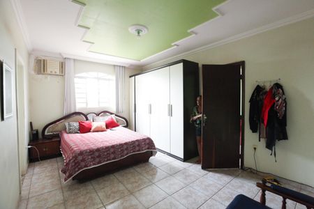 Casa para alugar com 300m², 4 quartos e 10 vagas
