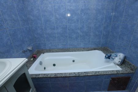 Casa para alugar com 300m², 4 quartos e 10 vagas