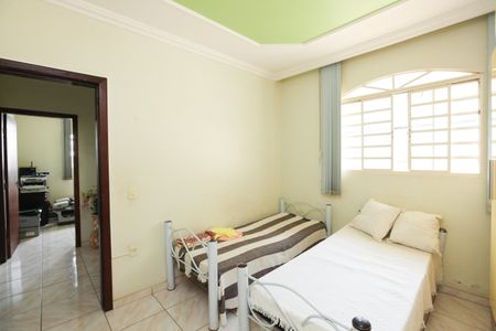 Casa para alugar com 300m², 4 quartos e 10 vagas