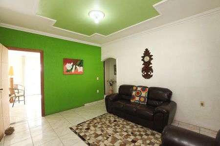 Casa para alugar com 300m², 4 quartos e 10 vagas