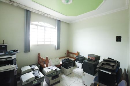 Casa para alugar com 300m², 4 quartos e 10 vagas