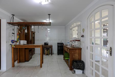 Casa de condomínio para alugar com 800m², 3 quartos e 9 vagasCozinha