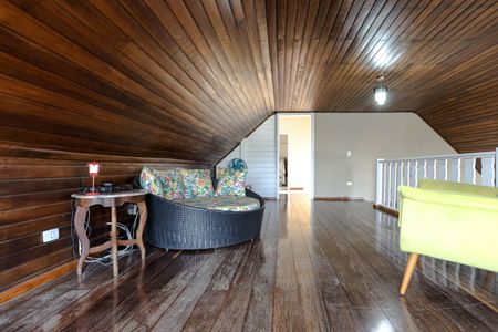 Casa de condomínio para alugar com 800m², 3 quartos e 9 vagasLiving