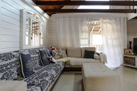 Casa de condomínio para alugar com 800m², 3 quartos e 9 vagasSala