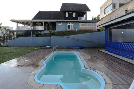 Casa de condomínio para alugar com 800m², 3 quartos e 9 vagasPiscina