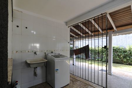 Casa de condomínio para alugar com 800m², 3 quartos e 9 vagasÁrea de Serviço
