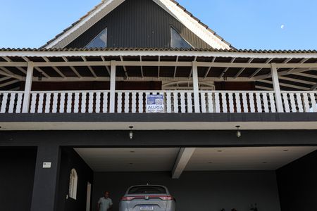 Casa de condomínio para alugar com 800m², 3 quartos e 9 vagasFachada