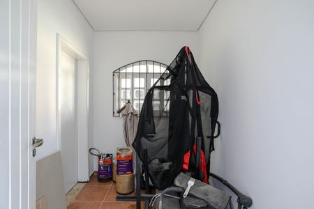 Casa de condomínio para alugar com 800m², 3 quartos e 9 vagasDispensa