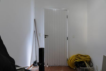 Casa de condomínio para alugar com 800m², 3 quartos e 9 vagasDispensa